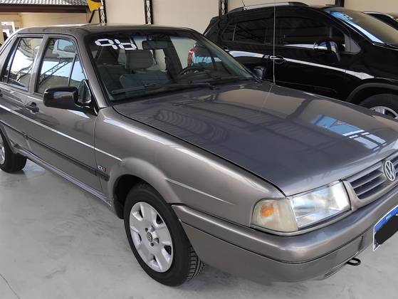 VOLKSWAGEN SANTANA 1.8 CLI 8V GASOLINA 4P MANUAL
